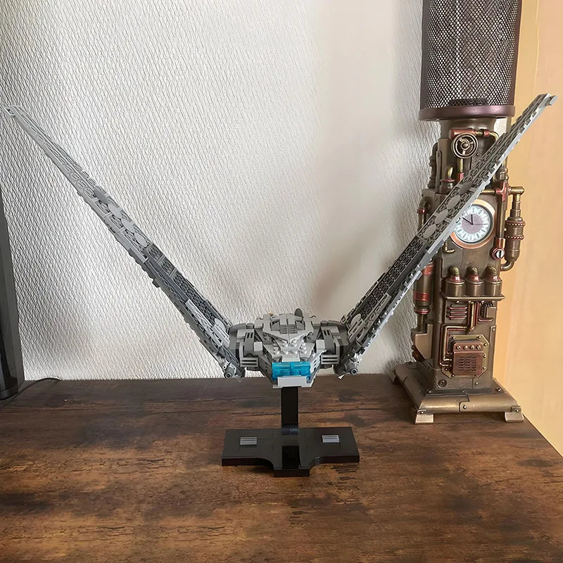 Navette Upsilon - 453 pièces