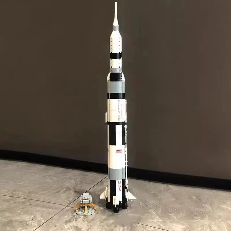 Apollo Saturn V - 602 Pièces