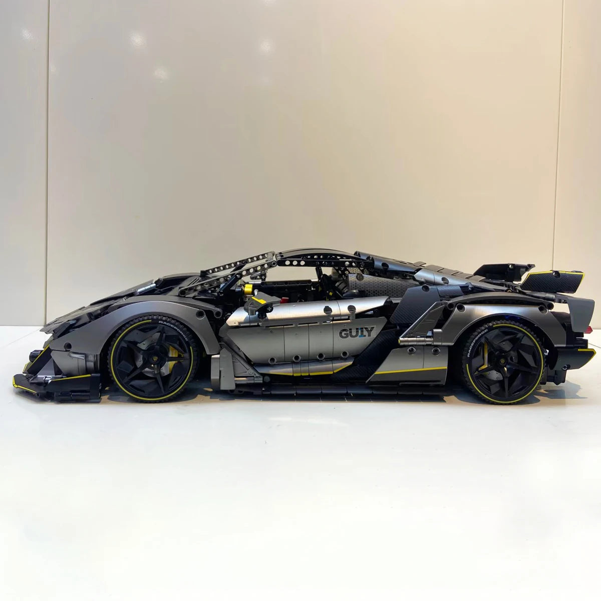 Lamborghini - 3392 Pièces